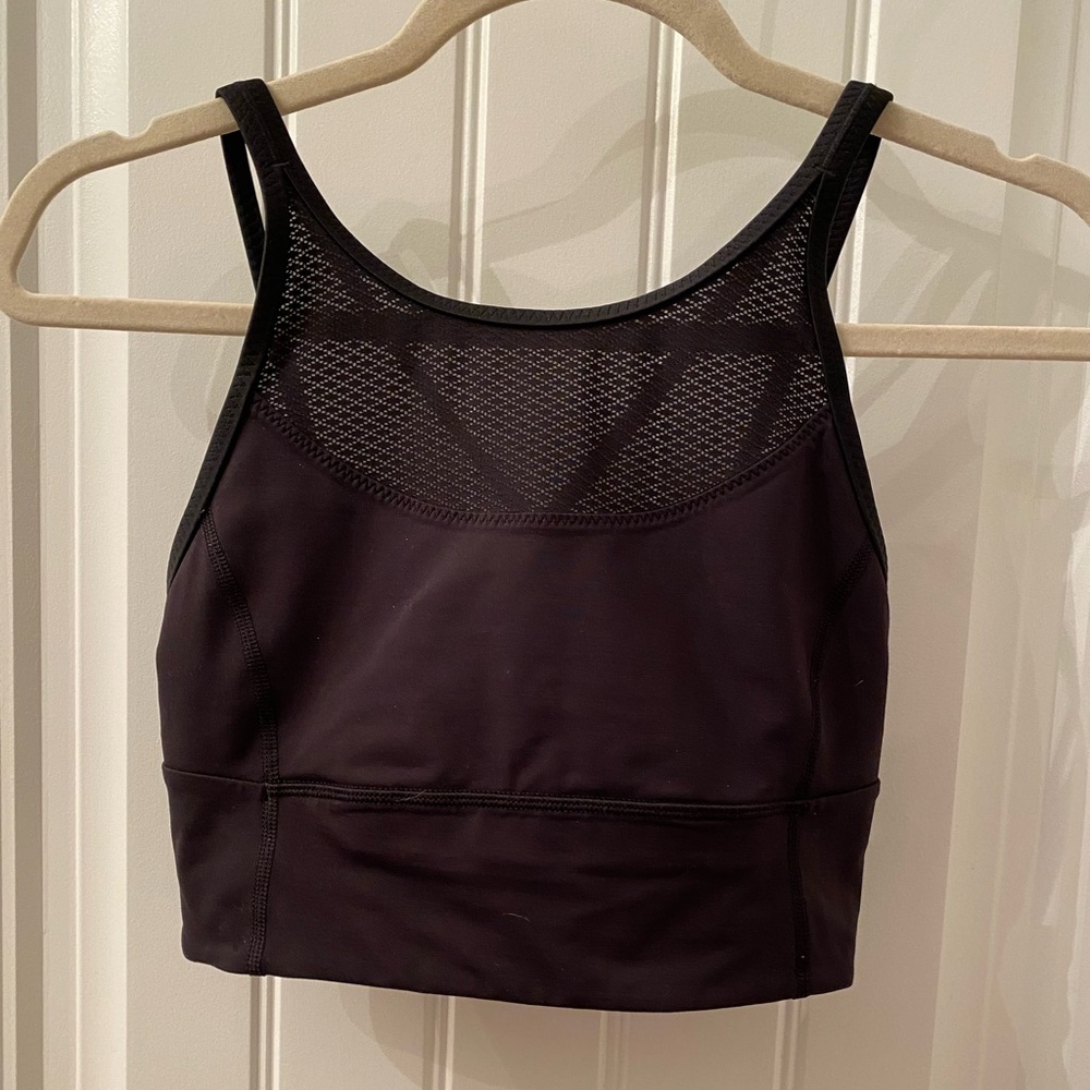 Lululemon Women's Size 6 Black Athletic Sports Bra